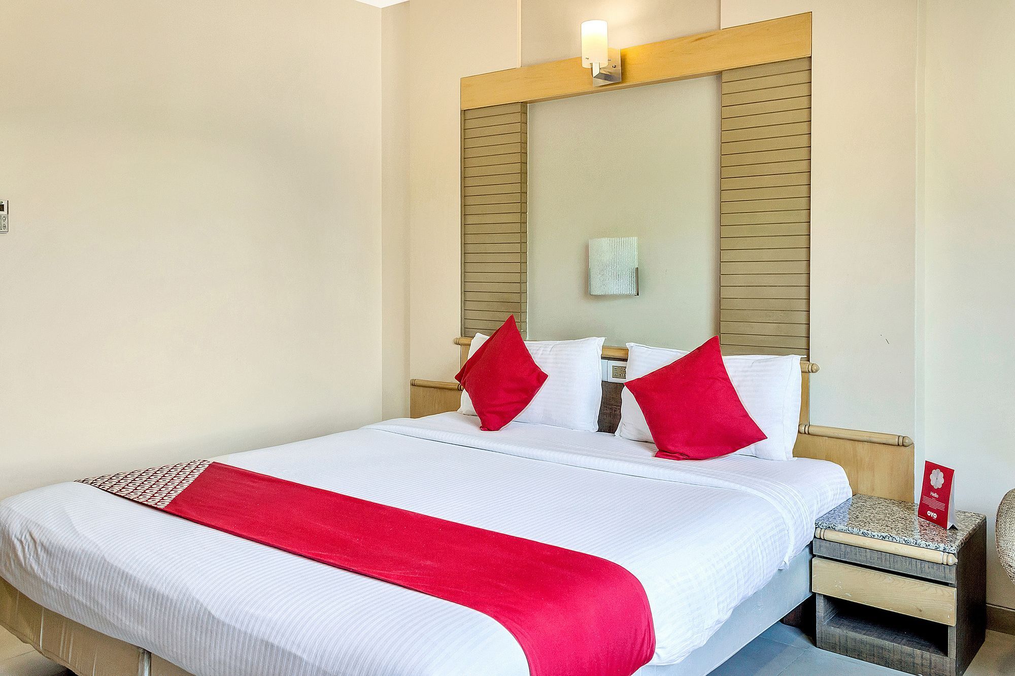 Oyo 11089 Hotel Deccan 8 Pune Ngoại thất bức ảnh